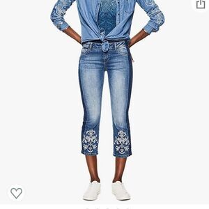 NWT Desigual Jeans Maggy size 2
